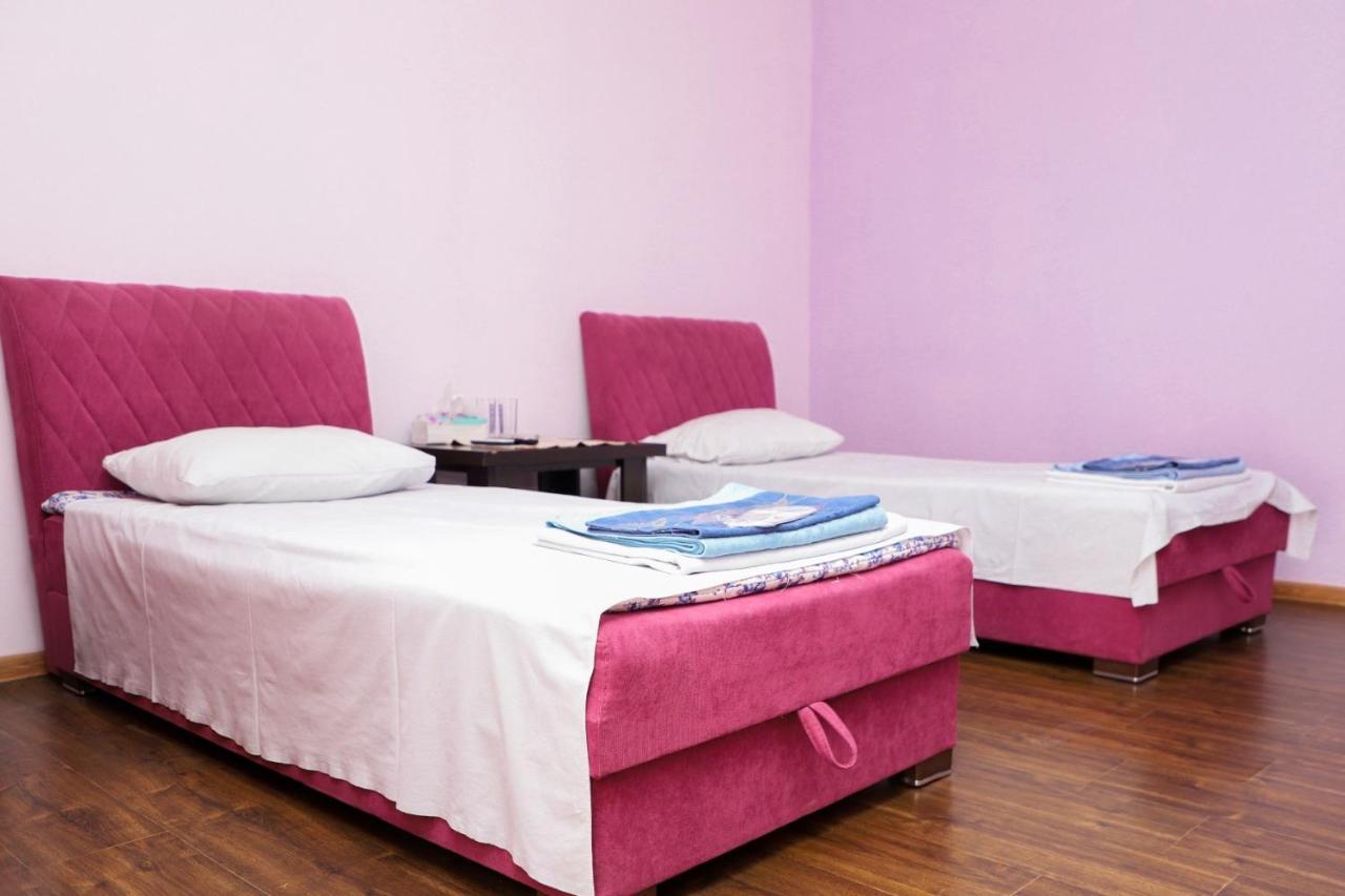 Naberejni Hotel Meghri Kültér fotó